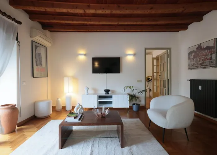 Urban House - Elegant Brera Center